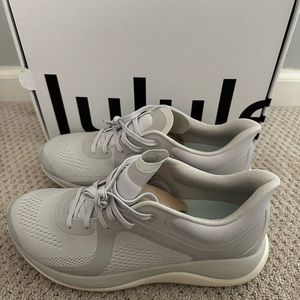 BRAND NEW LULULEMON SNEAKERS